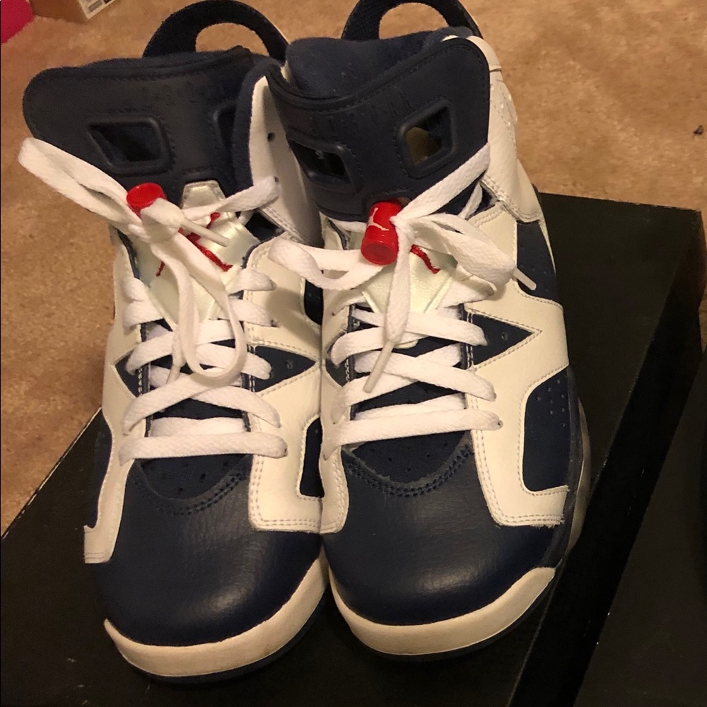 Jordan 6s - Picture 3 of 4